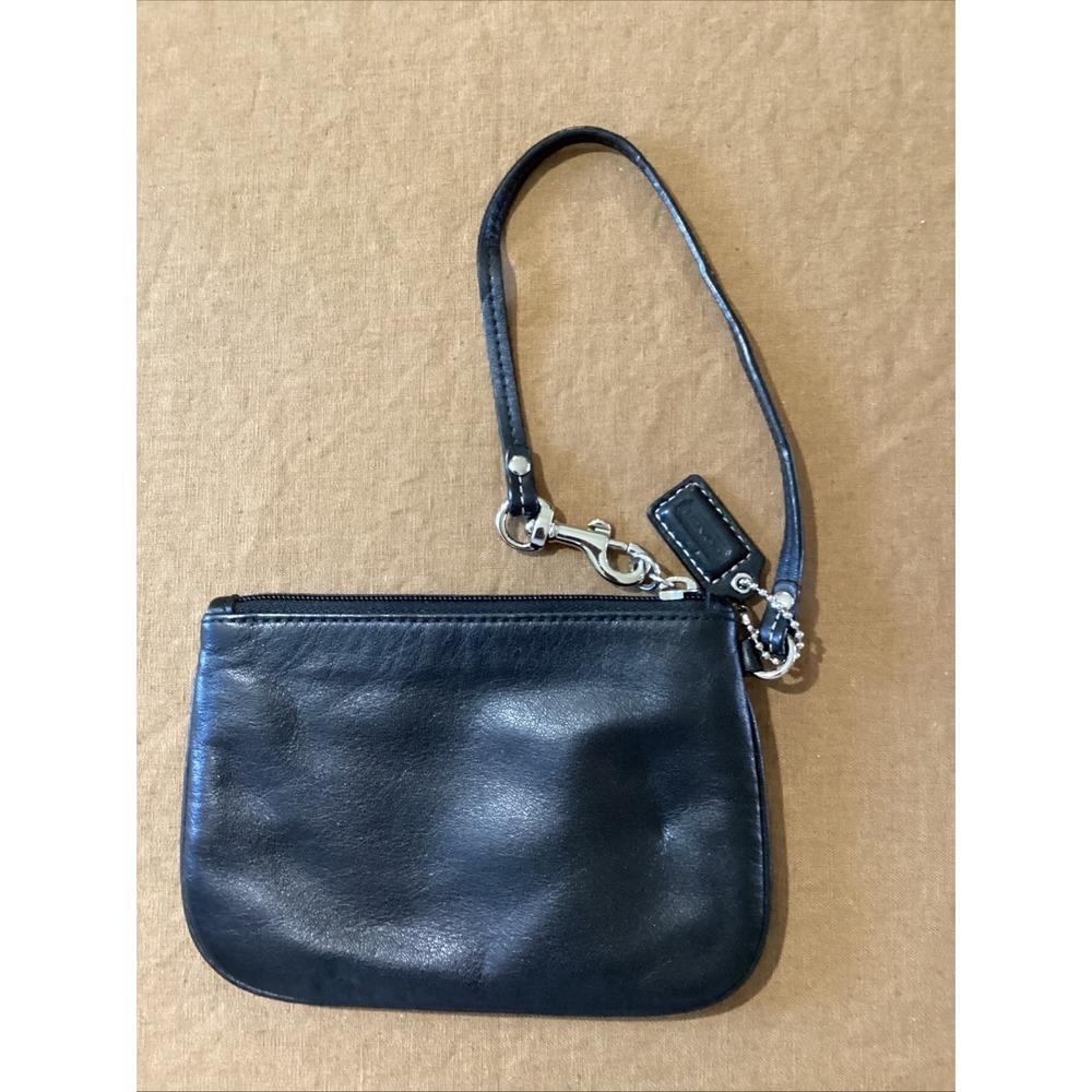 Coach Small Black Leather Wristlet Handbag Fast Ship - Picture 2 of 6